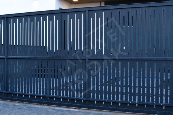 lazer-kesim-galvanizli-bahce-kapisi9BD20295-A0C4-D236-89DB-264C13F8284D.jpg
