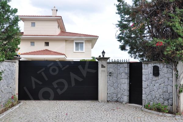 paslanmaz-bahce-kapisi-aluminyum843032E1-CCFB-8C31-F0D9-8B40953E1B5D.jpg