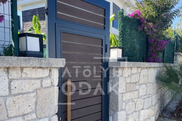 wpc-kompozit-ahsap-bahce-kapisi6A840263-63E0-1138-3570-BDA4881D0C60.jpg